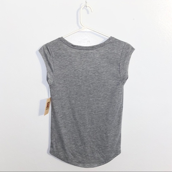 Decree Women Halloween T-shirt Skulls/ Heart Print Size S - Picture 2 of 7